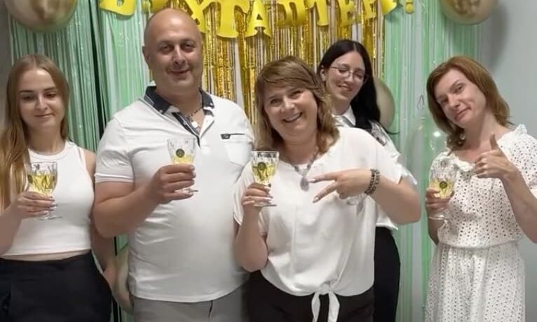 🥂 З Днем бухгалтера! За всіх нас! ❤️ Команда «ПрофБухСервіс»💚💚💚 🥂 З Днем бухгалтера! За всіх нас! ❤️ Команда «ПрофБухСервіс»💚💚💚